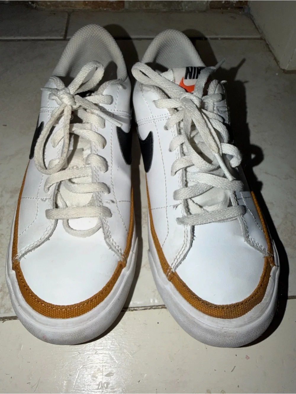 Kids Nike court legacy shoes